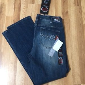 Cowgirl Tuff Friday jeans 36r